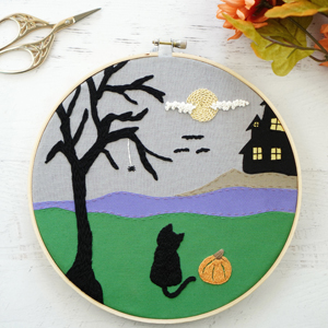 Halloween Cat Embroidery - Cutesy Crafts