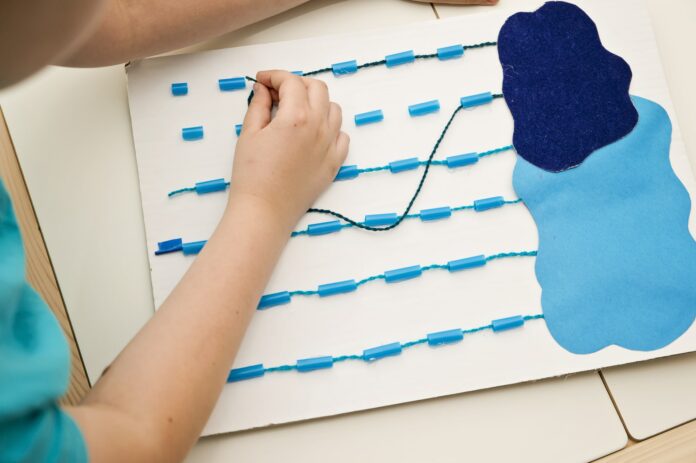 Fine Motor Threading Rain Cloud Craft