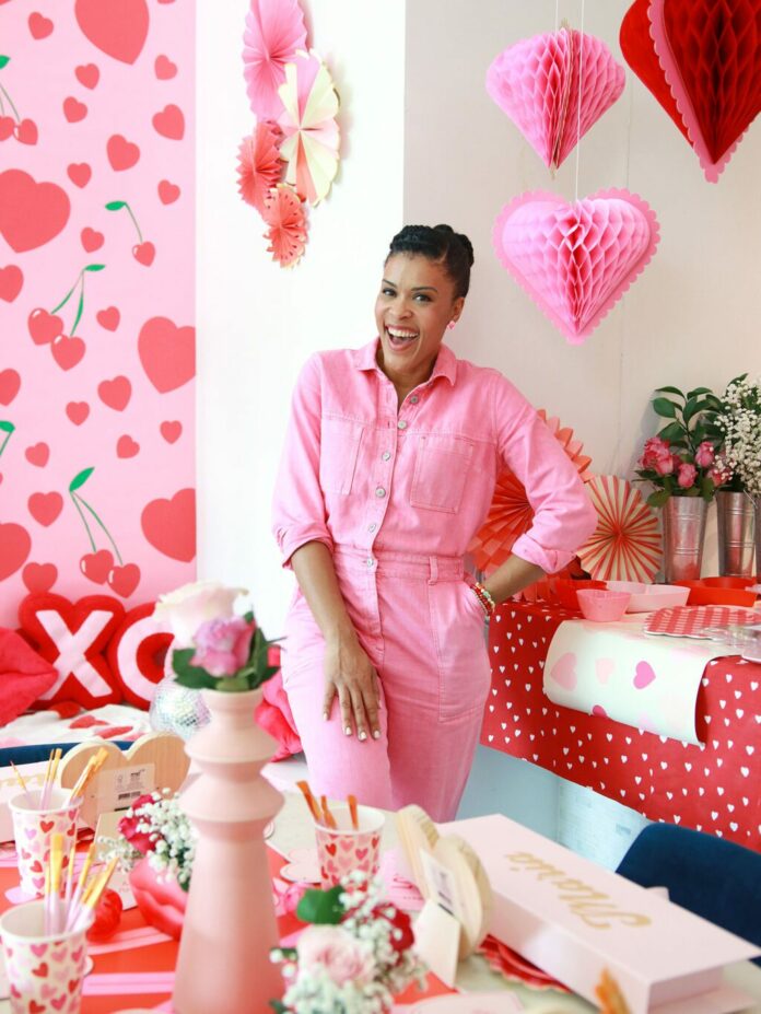 How to Host an Epic Valentine's Day Party